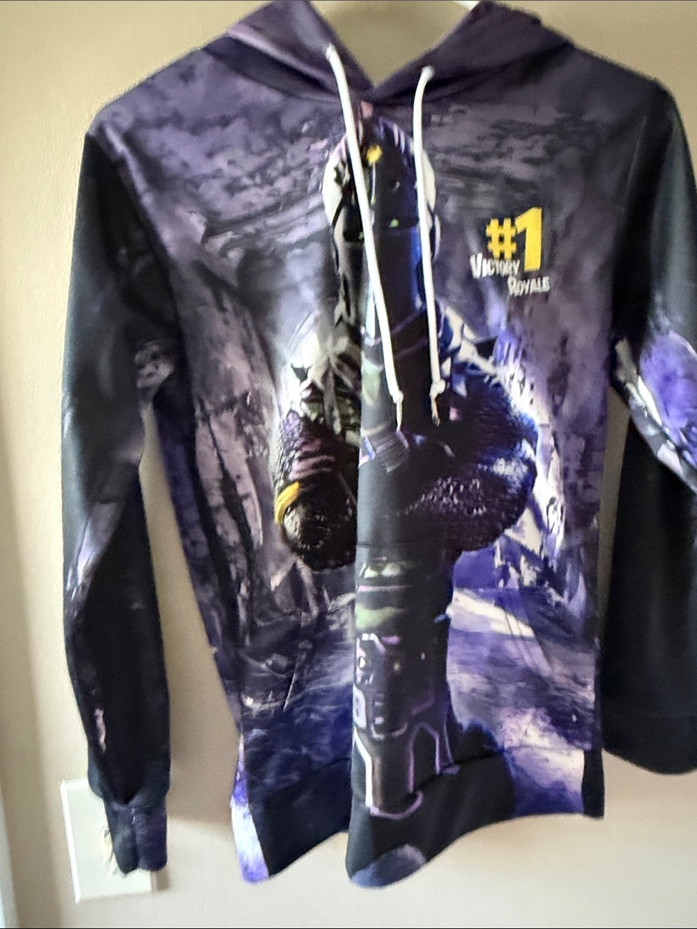 #1 Victory Royale Purple Graphic Hoodie Sweater